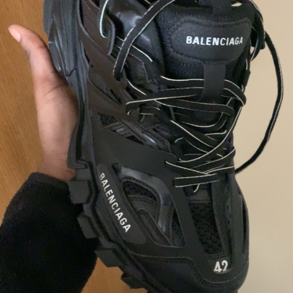 Size 9 - Picture 4 of 4